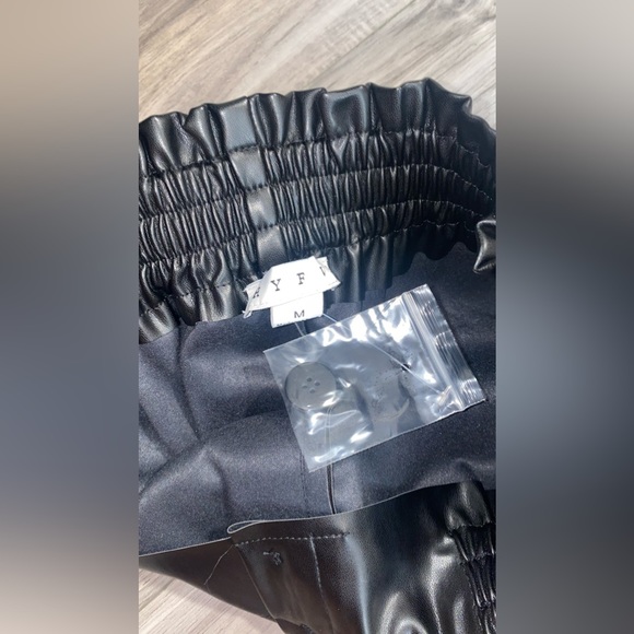 NWT HYVE faux leather shorts - Picture 3 of 3